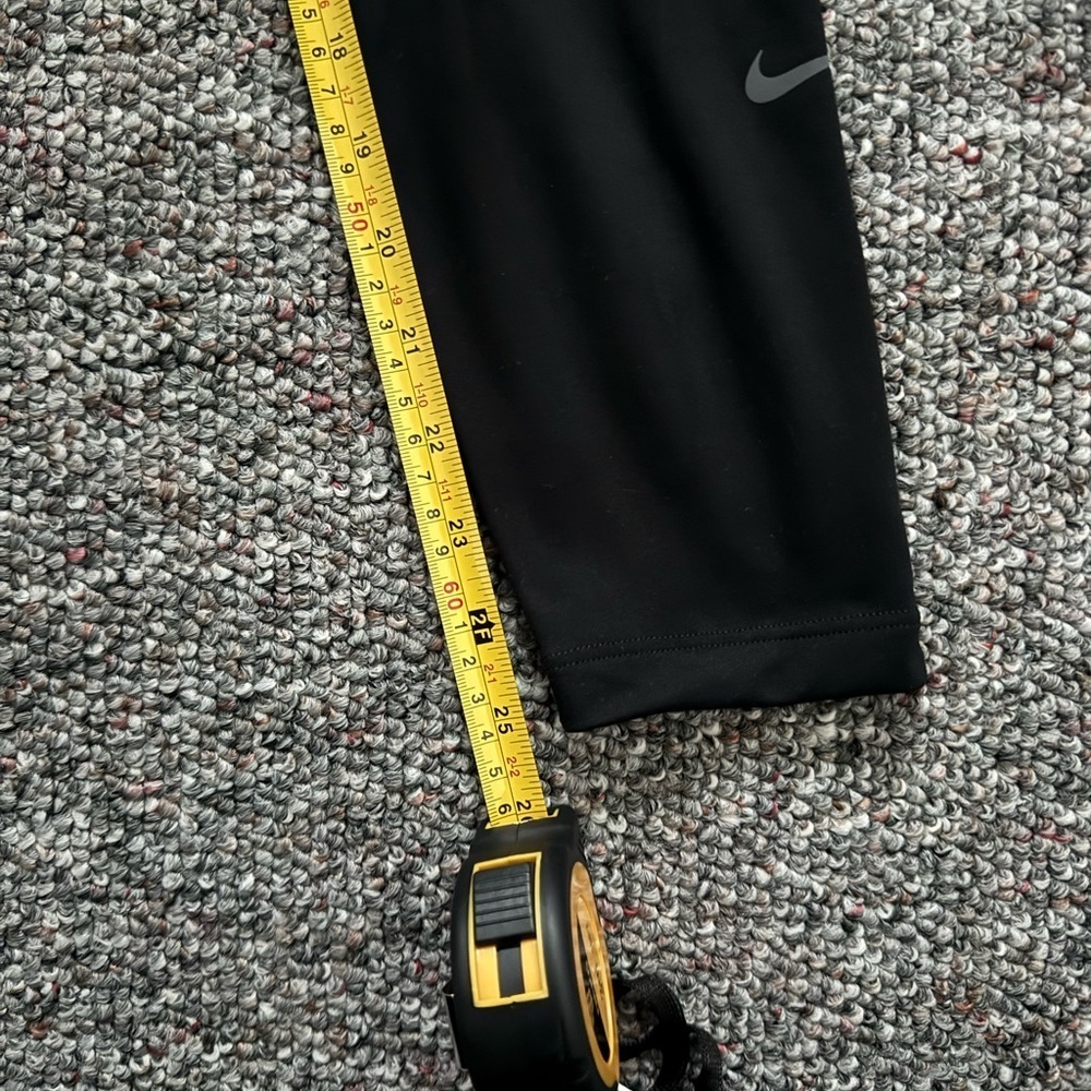 Nike Womens NWT Classic Black Leggings - Picture 2 of 5